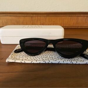 Chimi Black Cat-Eye Sunglasses